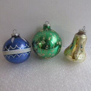 3 Lanissa Glass Christmas Ornament Balls & Bell Plastic Cap Glitter W Germany